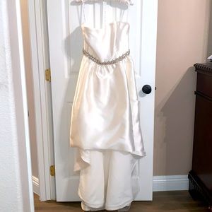 Ivory Wedding dress, worn once, not altered. Mesh top included, not sewn in.